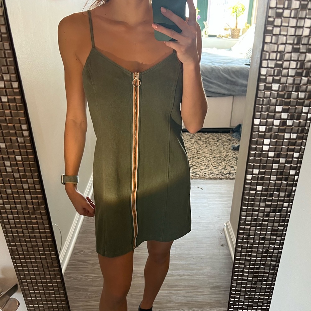 NEW Kendall and Kylie Zipper Mini Dress - Green TAG ON